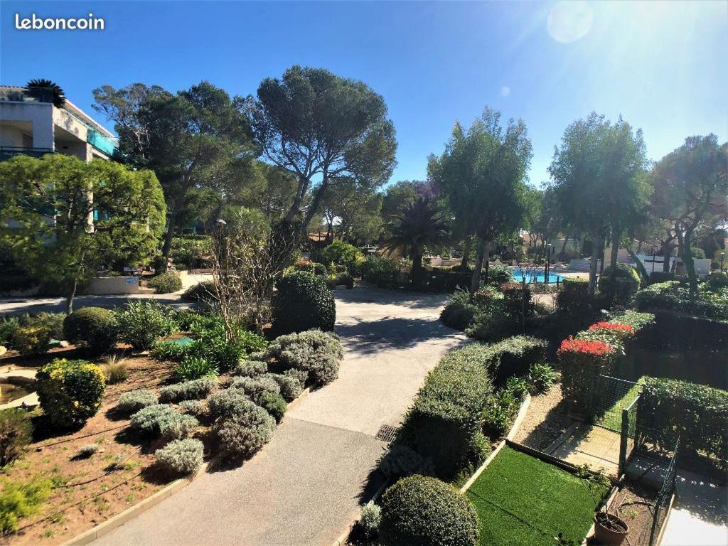 Saint-Raphael, Boulouris, F2 Dans Belle Residence 3 Piscines, Proche Bord De Mer Dış mekan fotoğraf