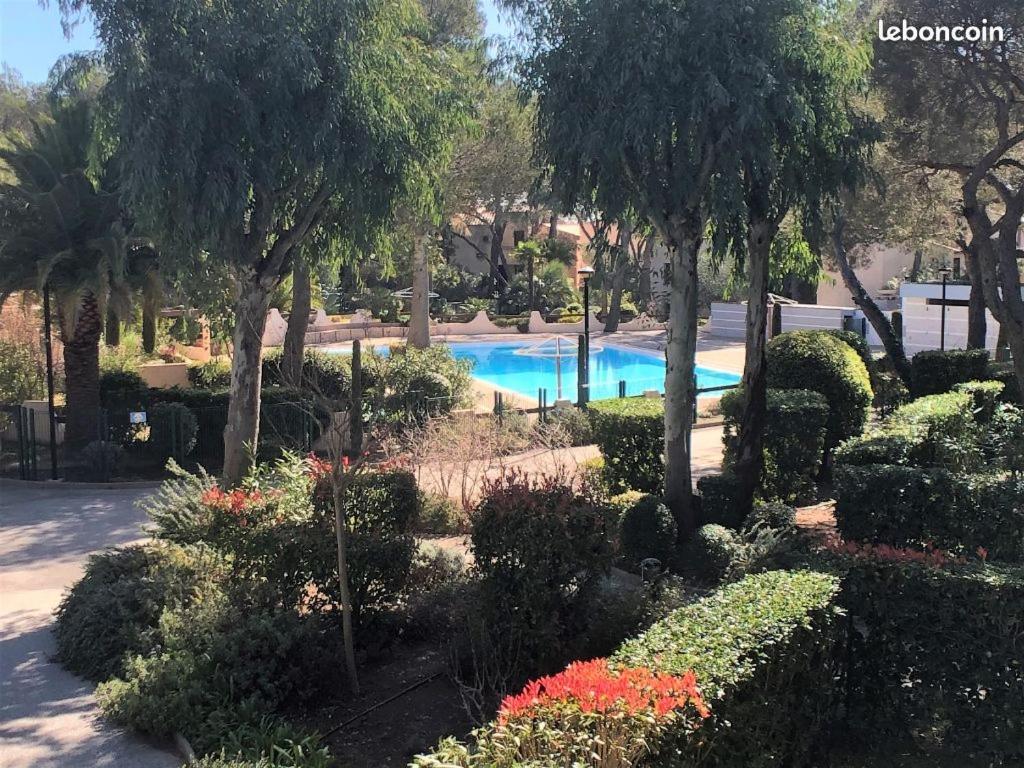 Saint-Raphael, Boulouris, F2 Dans Belle Residence 3 Piscines, Proche Bord De Mer Dış mekan fotoğraf
